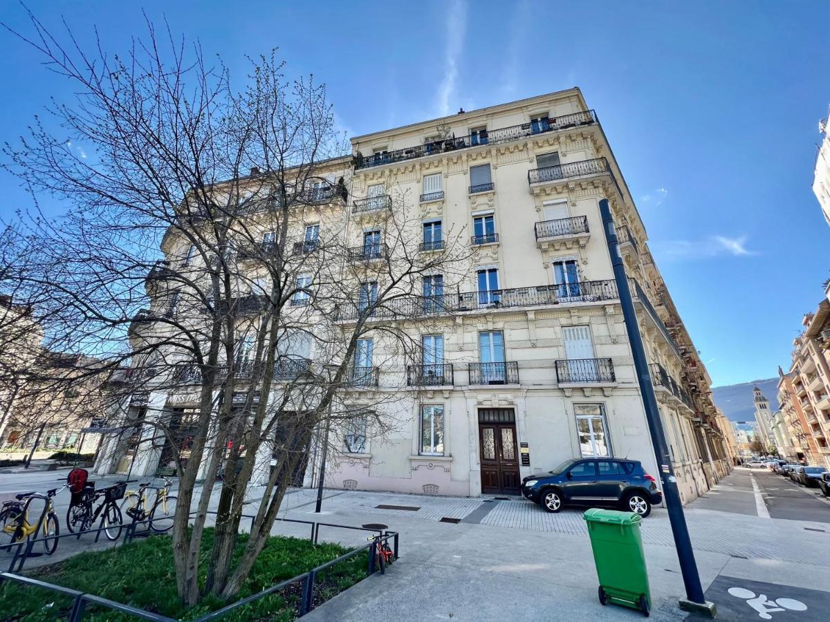 La Loge Parisienne 300M Gare Bastille Telepherique Гренобъл Екстериор снимка